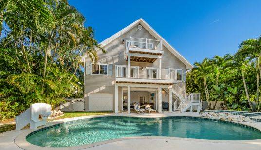 Luxurious vacation rental property